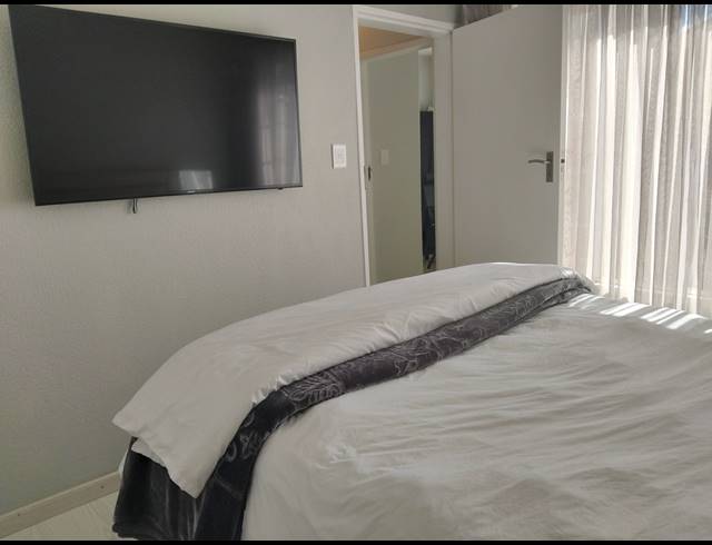 2 BEDROOM APARTMENT FOR SALE IN EDEN GLEN
